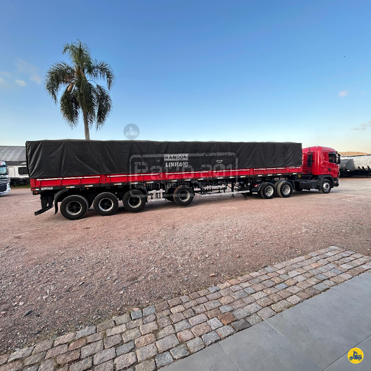 CARRETA SEMI-REBOQUE GRANELEIRO Pátio 201 Caminhões e Carretas CURITIBA PARANÁ PR